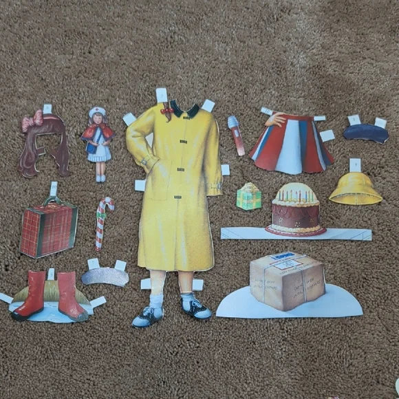 American Girls Paper Dolls Book 1992 - Picture 8 of 10